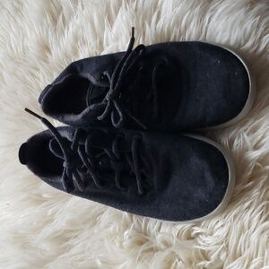 Allbirds charcoal gray merino wool size 9 women's sneakers